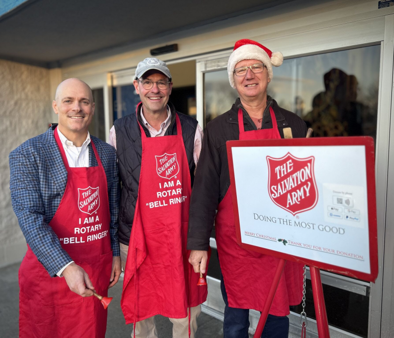 Rotary Serves the Salvation Army 2023